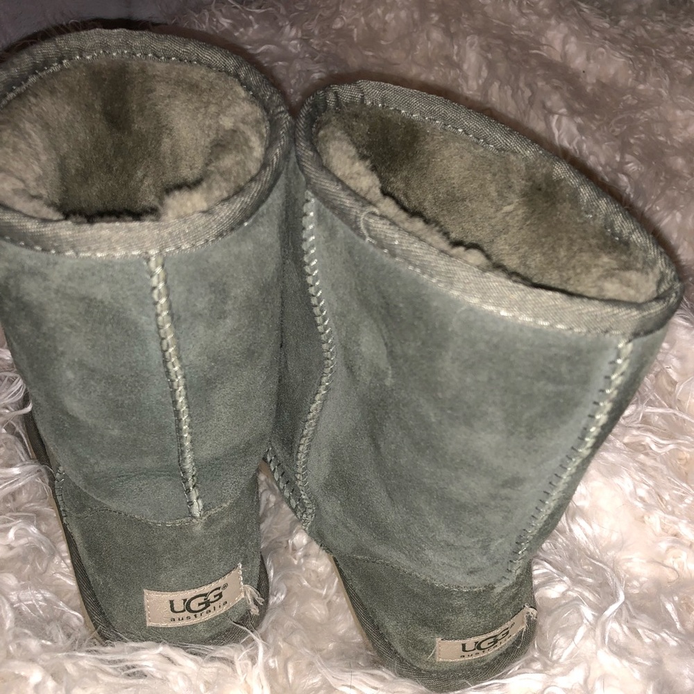 Uggs (Medium Height) - image 2